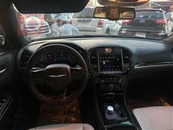 كرايسلر 300